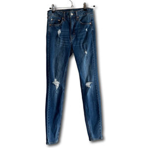 Wild Fable High Rise Skinny Jeans Blue Denim Girls Size 2 Distressed Holes Pants